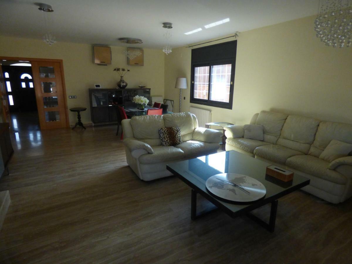 Chalet Moderno Con Piscina En Calafell Villa Dış mekan fotoğraf